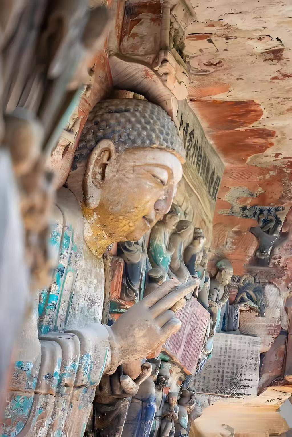 Dazu Rock Carvings Day Tour from Chongqing: UNESCO Masterpieces at Baodingshan (Private Guide &amp; Transport)