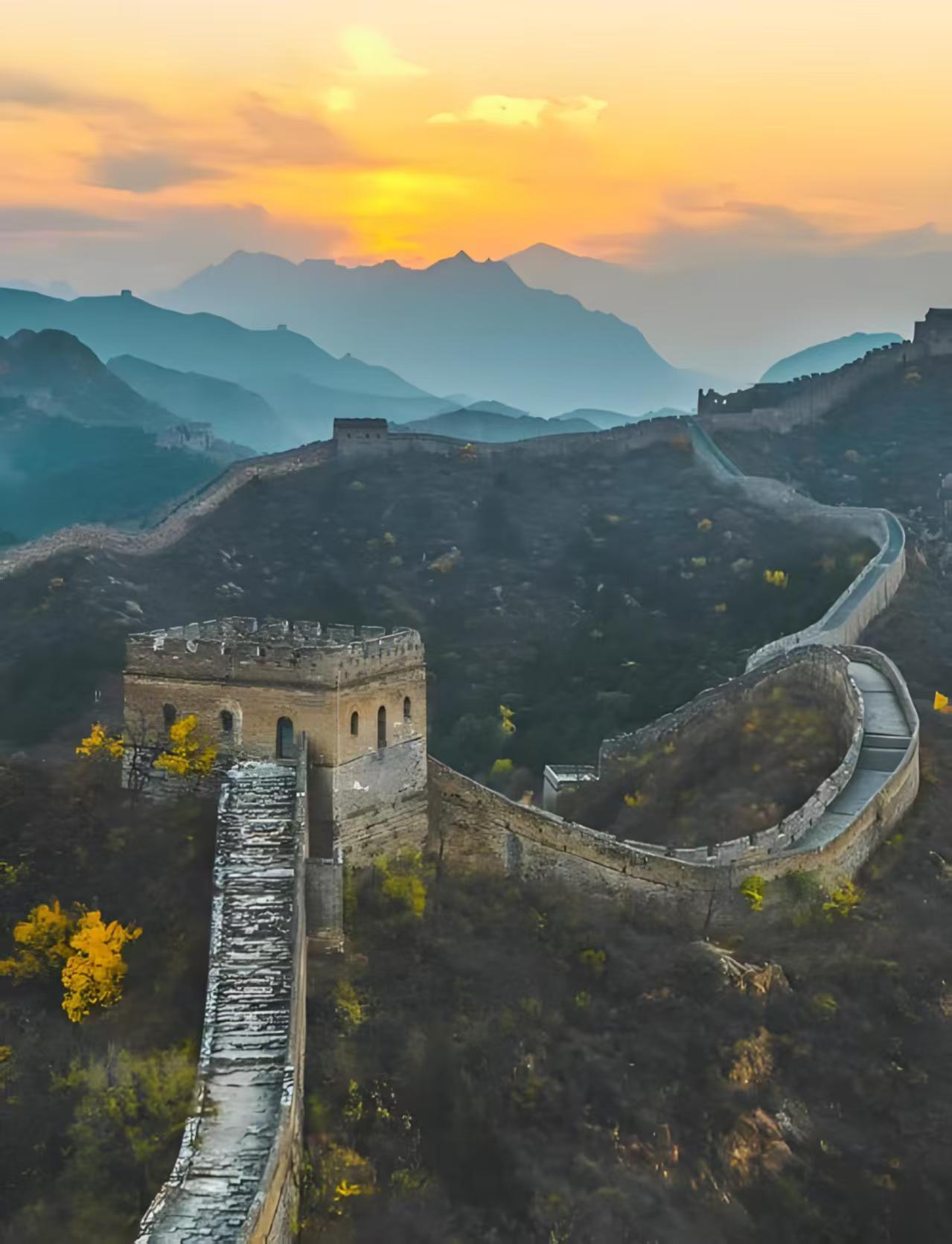 Jinshanling Great Wall Hiking Day Tour: Wild Scenery &amp; Photogenic Panoramas (Private Guide &amp; Transport)